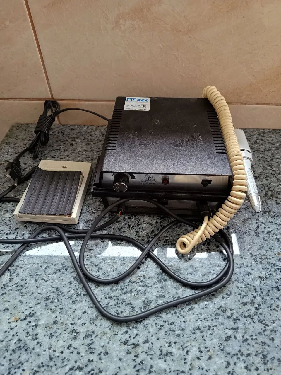 Vendo Micro Motor Dentec com caneta, Bivolt, funcionando. - Foto 3