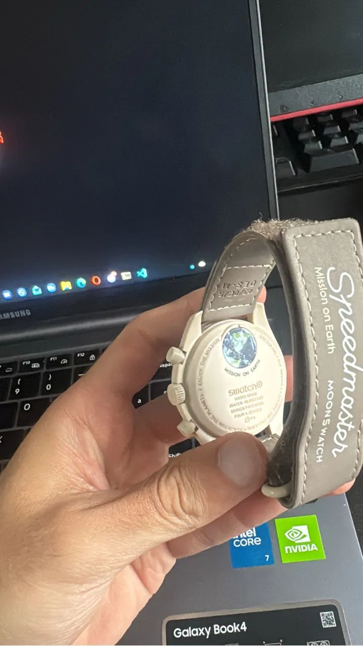 Omega X Swatch  - Foto 3