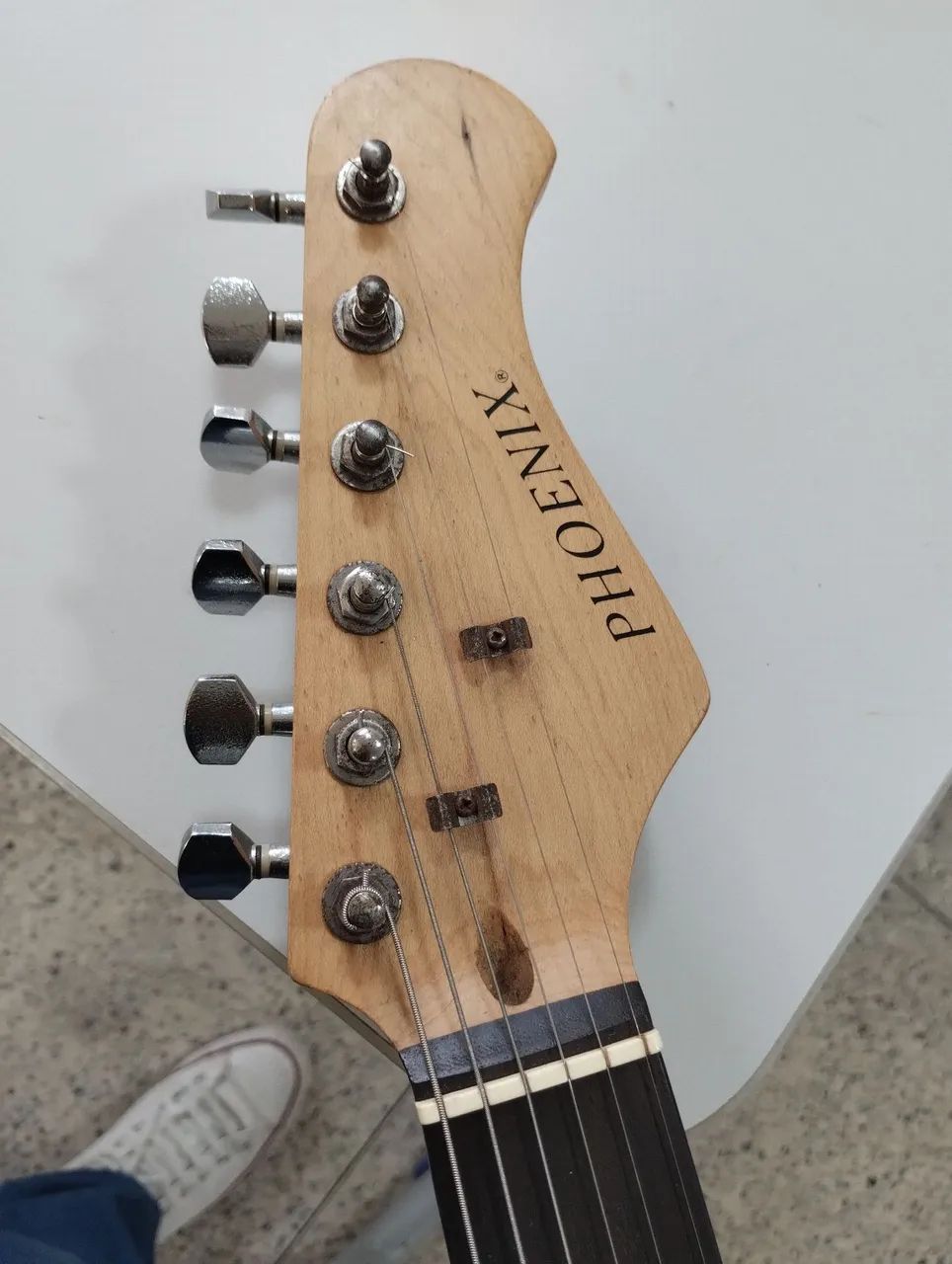 Guitarra Stratocaster  - Foto 3