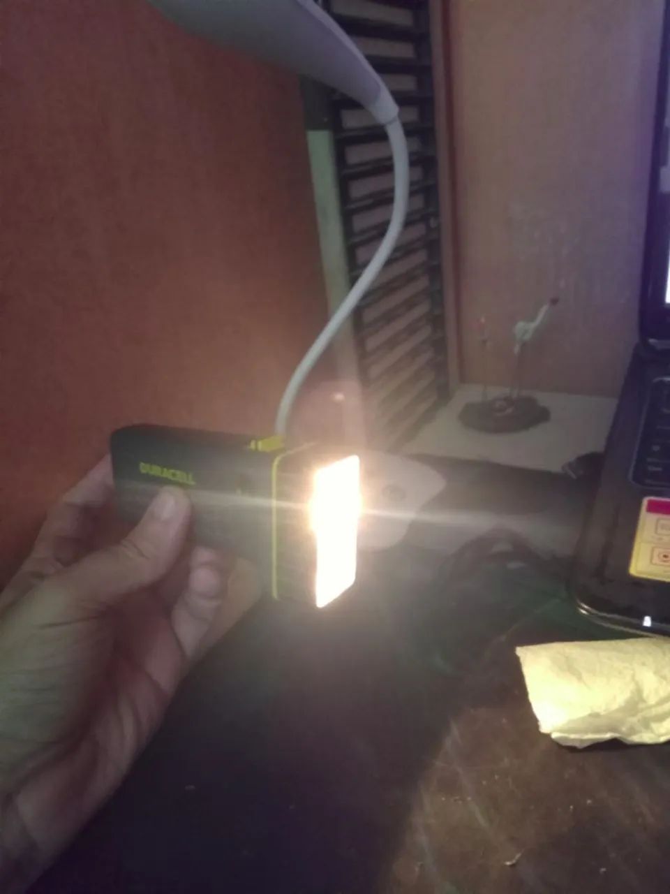 Antiga Lanterna de Mao Duracell anos 90 - Foto 5