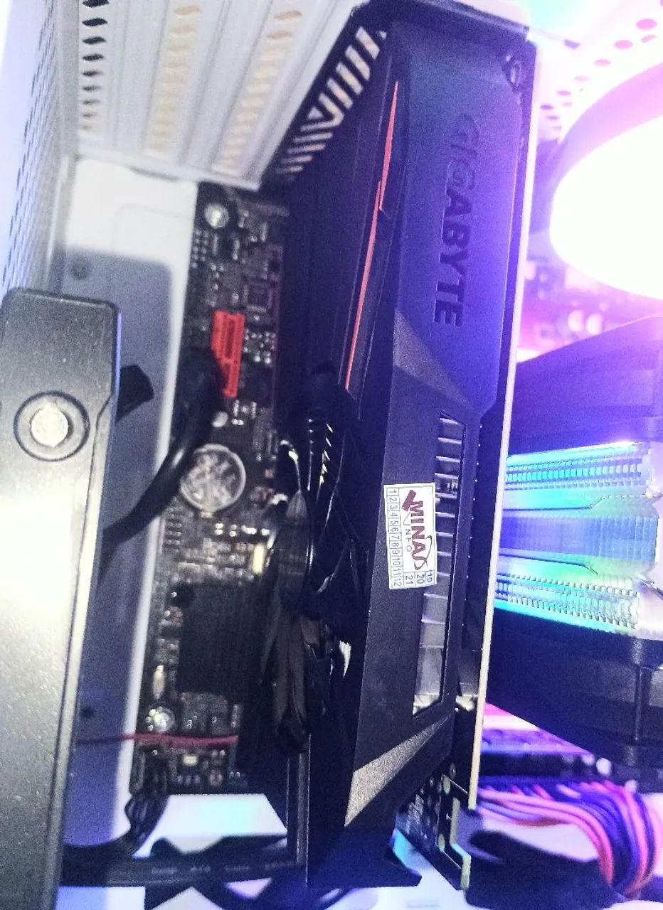 GTX 1050 TI gigabyte semi nova