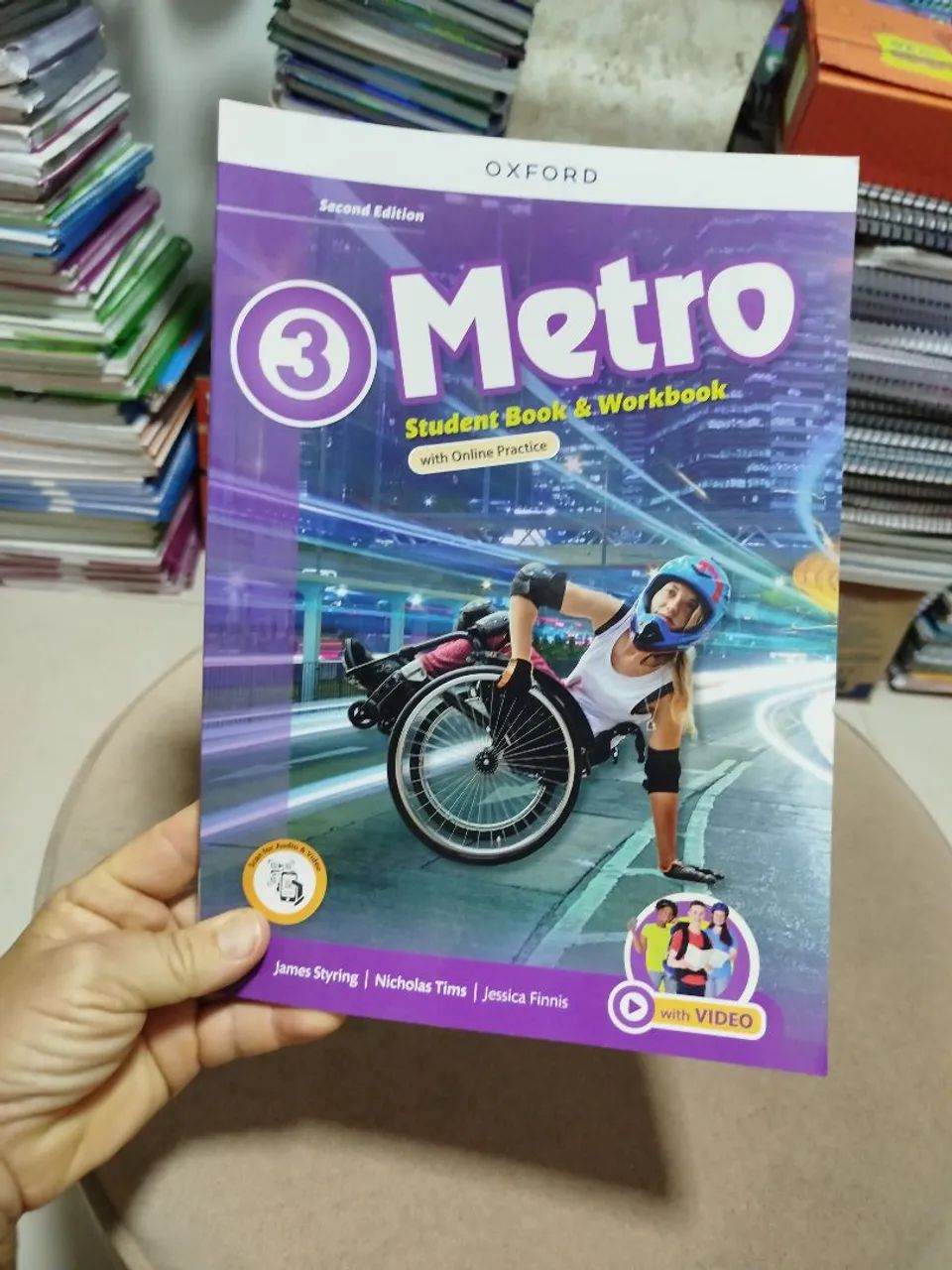 Metro 3 Students Book & Workbook