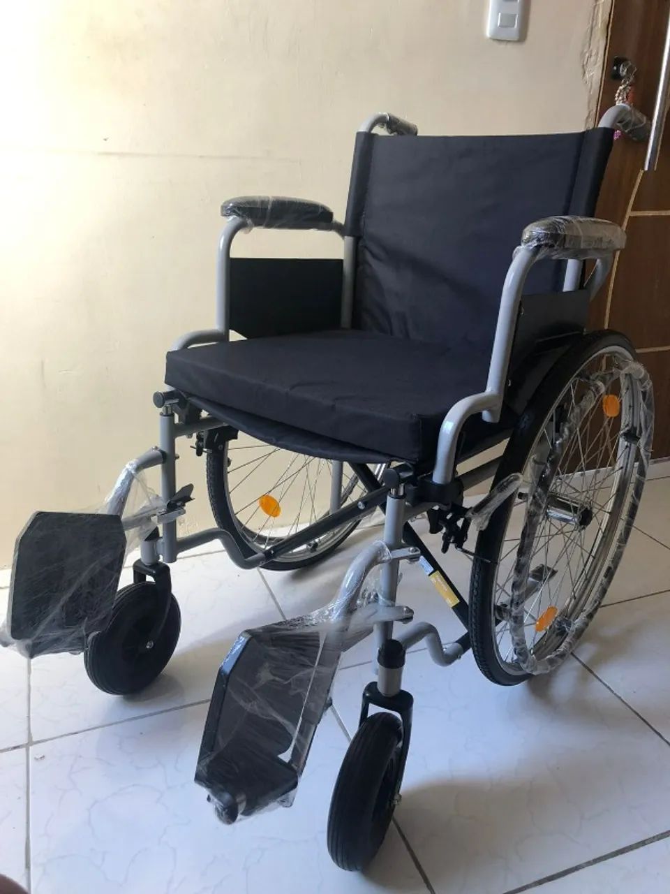 Cadeira de rodas  - Foto 4