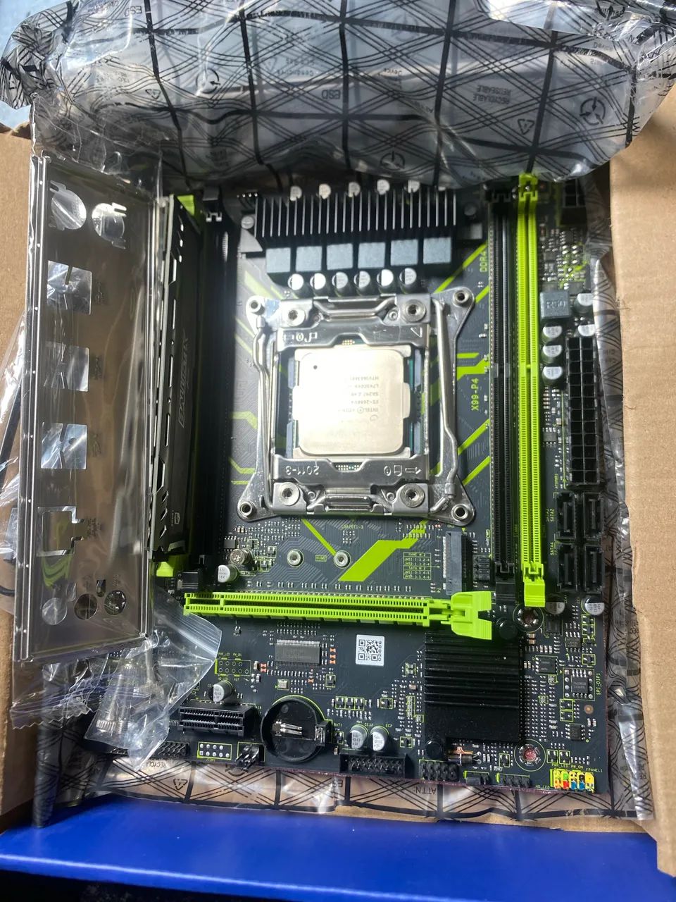 X99 nova ainda não foi montado pc com ela, usada só pra teste - Foto 4