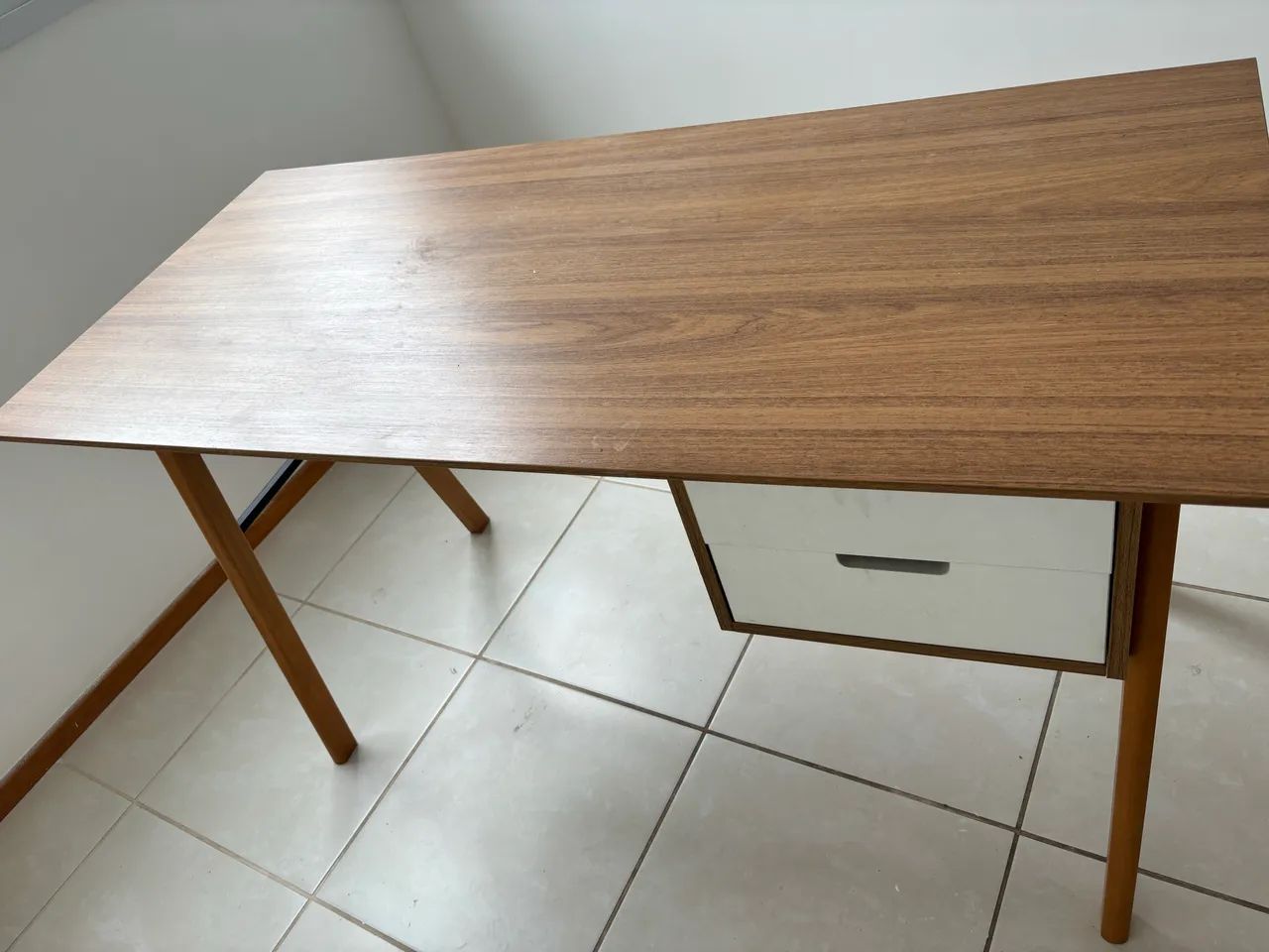 PARA VENDER - Escrivaninha perfeito estado - Foto 3