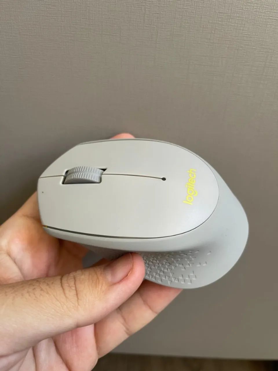 Mouse Sem Fio Logitech M280 Cinza e Verde-limão Ótimo Estado - Foto 2