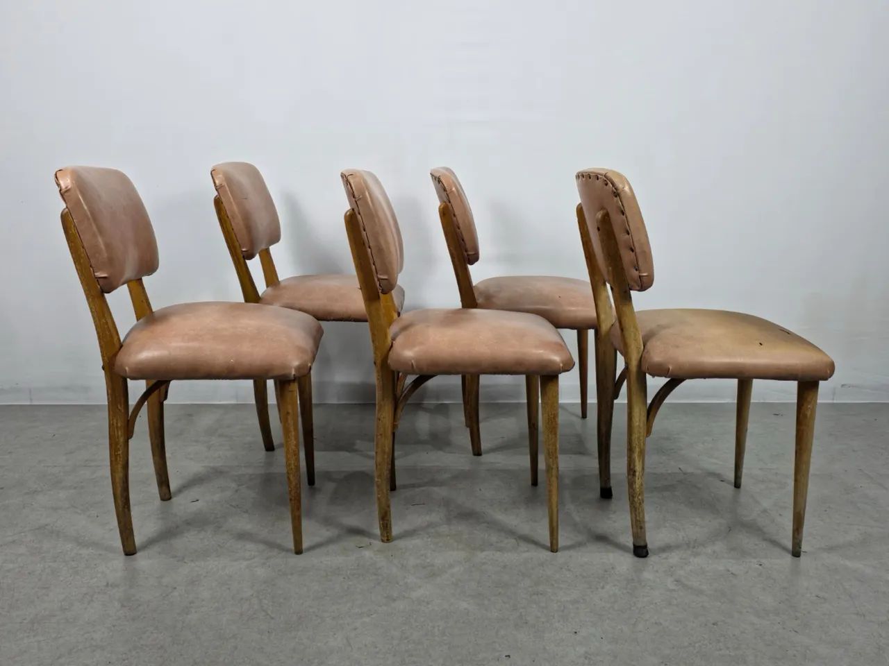 Conjunto de 5 cadeiras pé palito  - Foto 4
