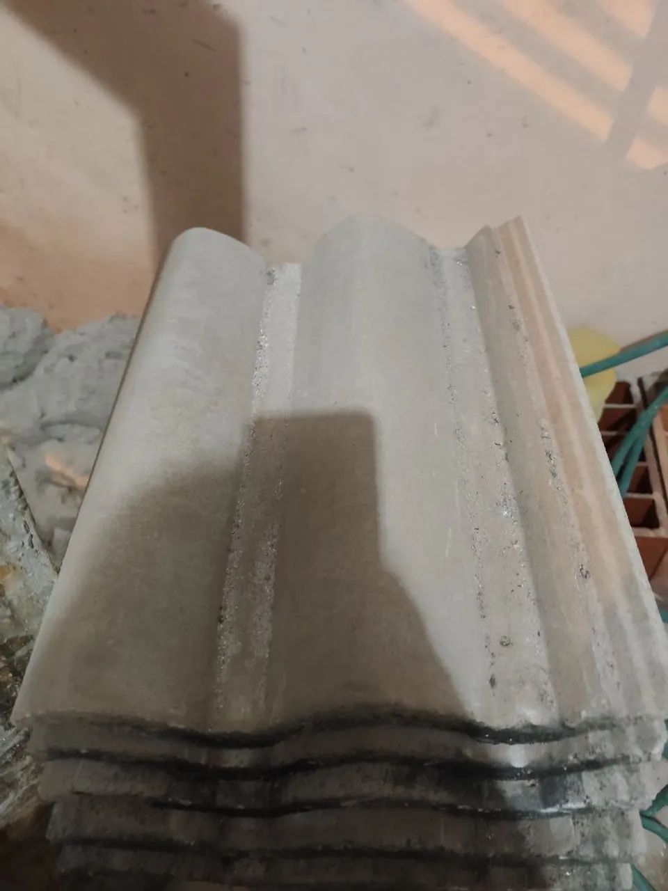 Telhas de cimento Bela telha e Eurotop pra sair logo  - Foto 2