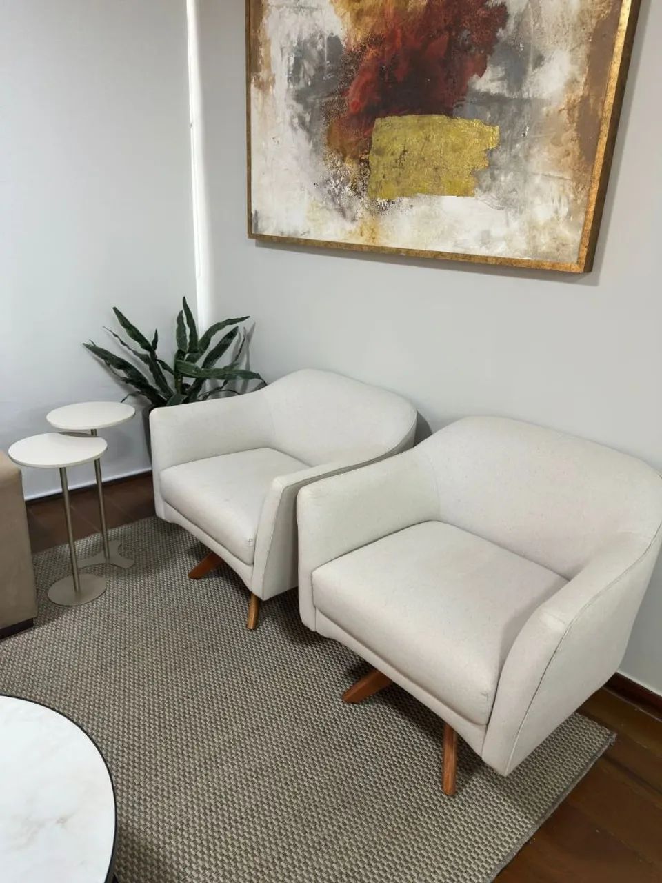 2 Poltronas giratórias (650 cada)417563115143843840
