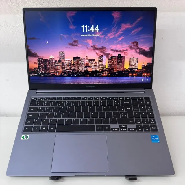 MacBook本体 i5/8g/SSD256 MacBookPro13 Office Win11 Macbook Pro 13 I5 3.1ghz/ 8gb/256ssd (2017) Touch Bar | MercadoLivre