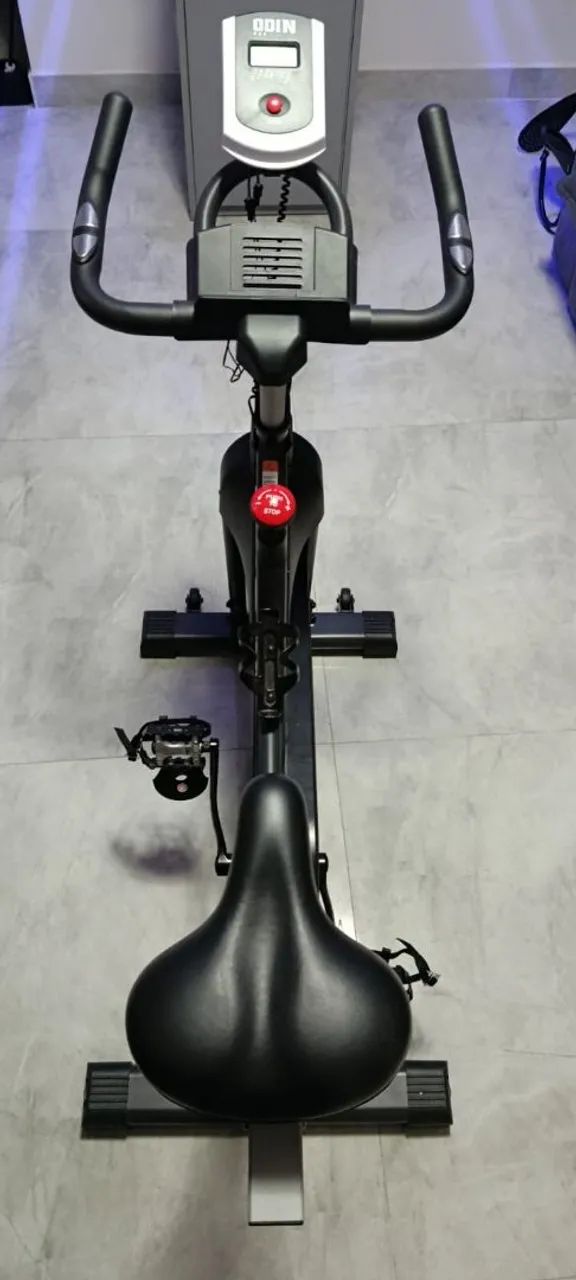 Bicicleta Ergométrica Odin fit para Spinning semi nova  - Foto 2