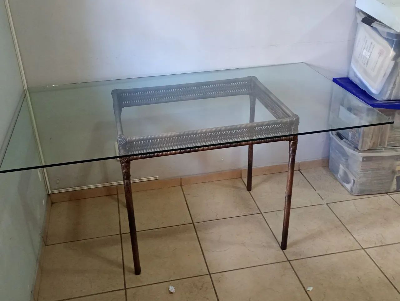 Mesa tampo de vidro de 6 lugares.  para retirar. - Foto 2