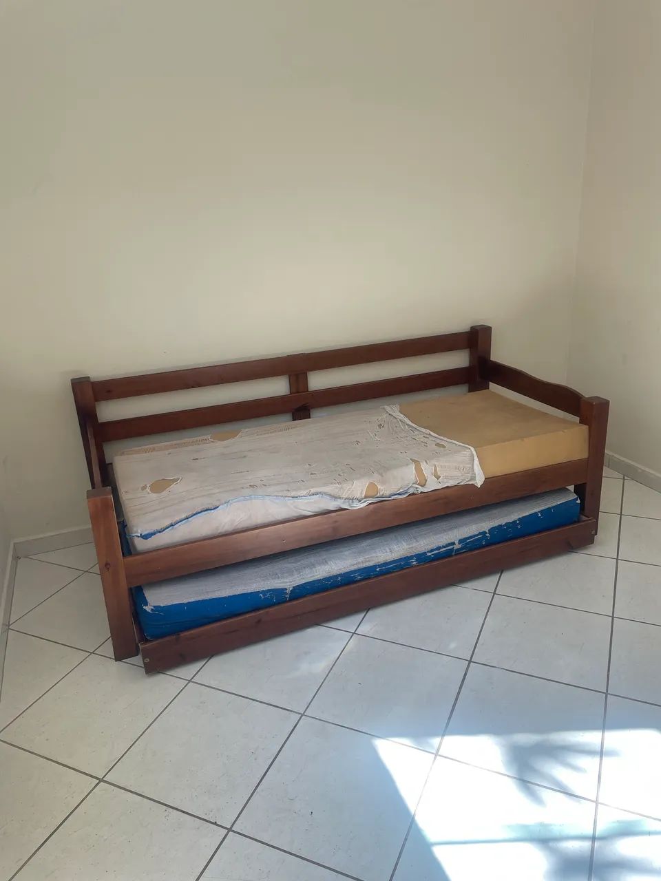 Bicama, estilo sofá cama 