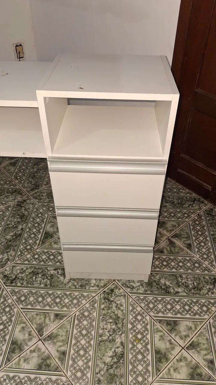 MESA DE MANICURE COM 3 GAVETAS  - Foto 2