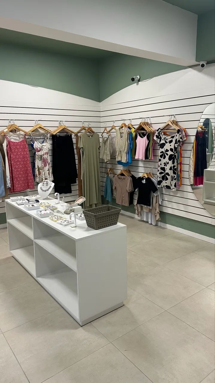 BARBADA VENDO LOJA COMPLETA ? - Foto 4