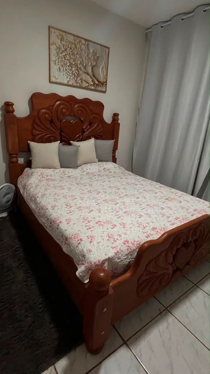 Vendo cama Madeira pura