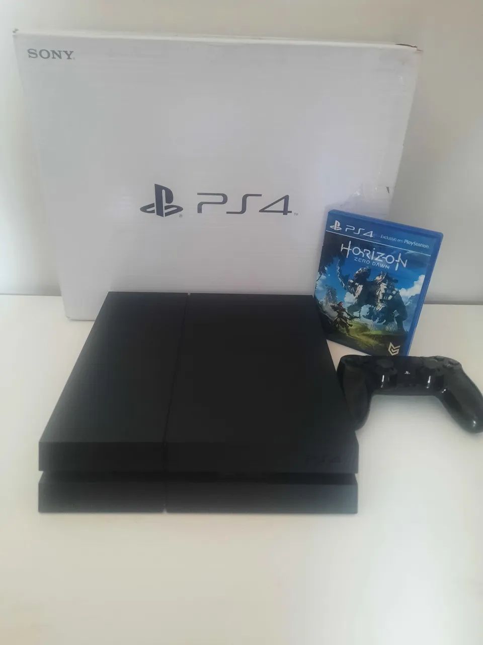 PS4 com jogo - Aceito cartão 