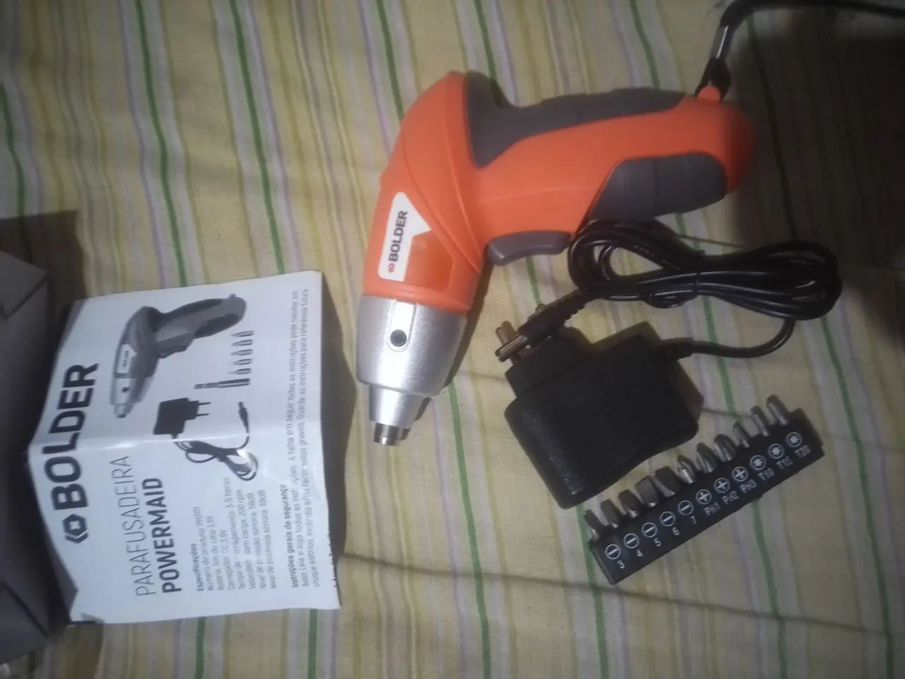 Parafusadeira Elétrica Nova 