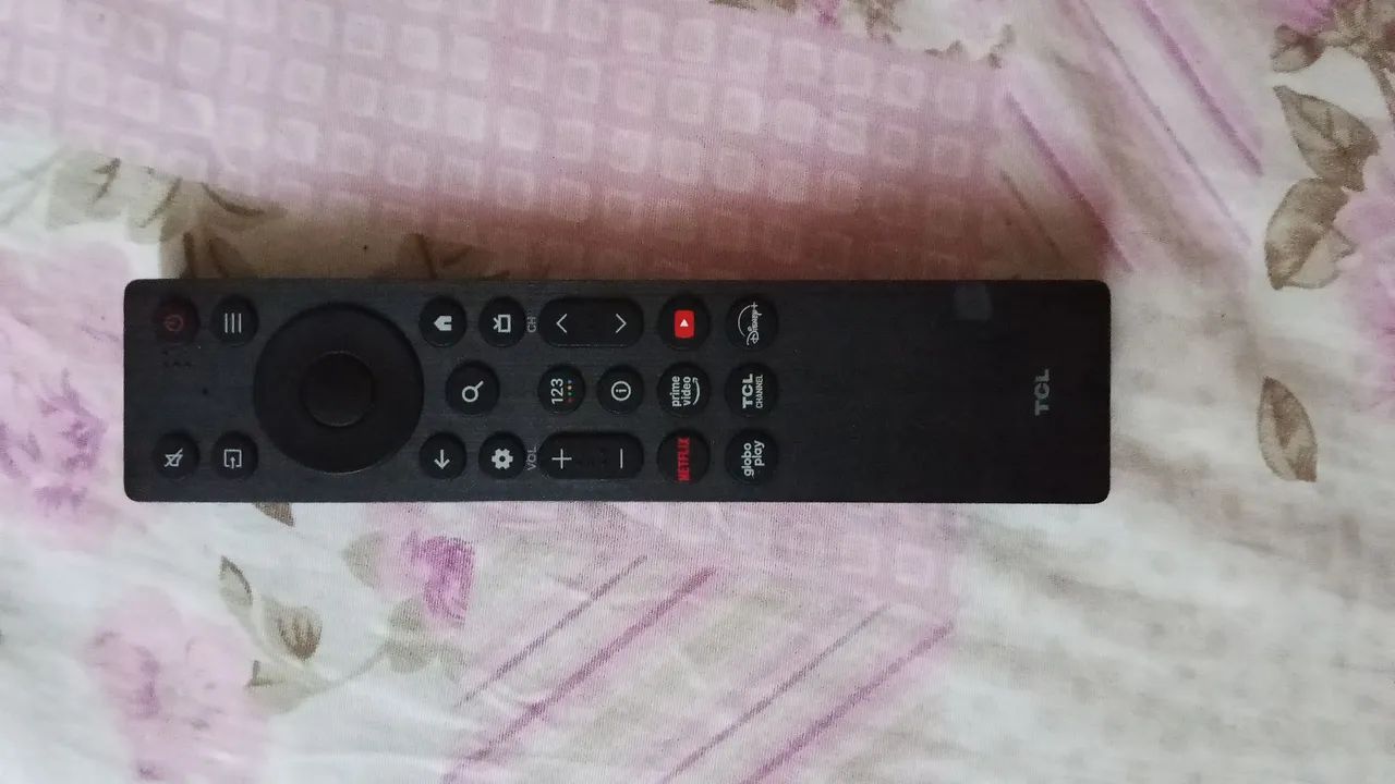 TCL 32  - Foto 2