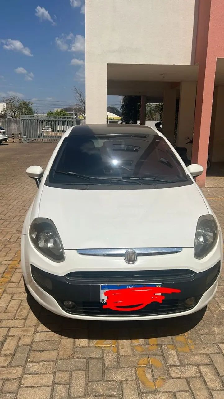 Fiat Punto Attractive 1.4 Fire Flex 8V 5P 2014 - Foto 2