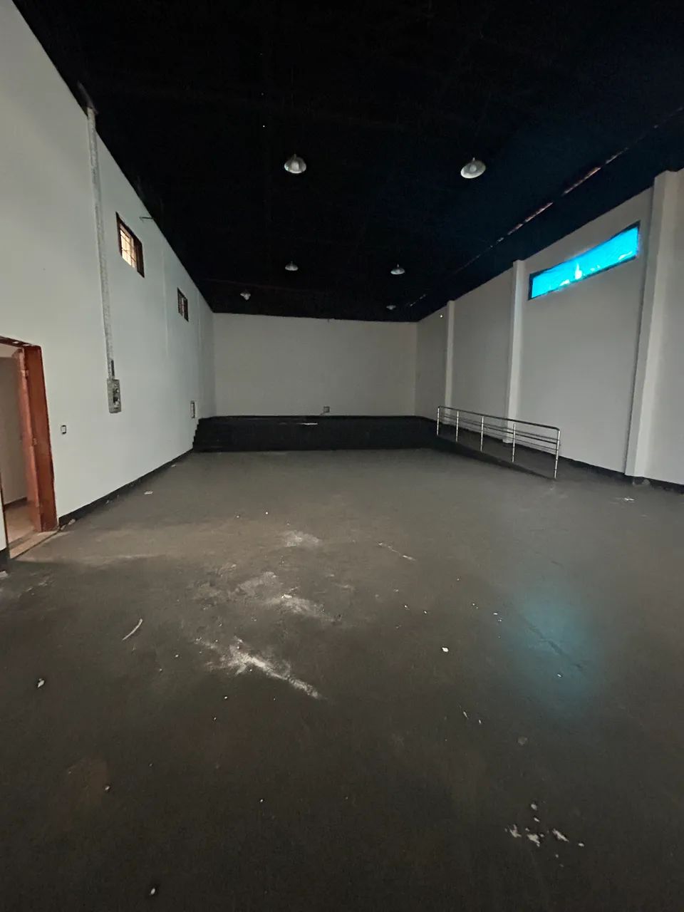 Prédio comercial com galpão  - Foto 4