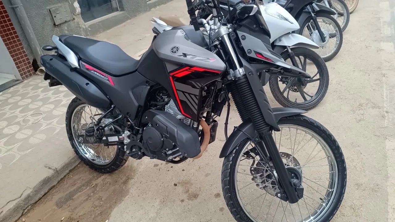 Vendo XTZ LANDER 2025  - Foto 3