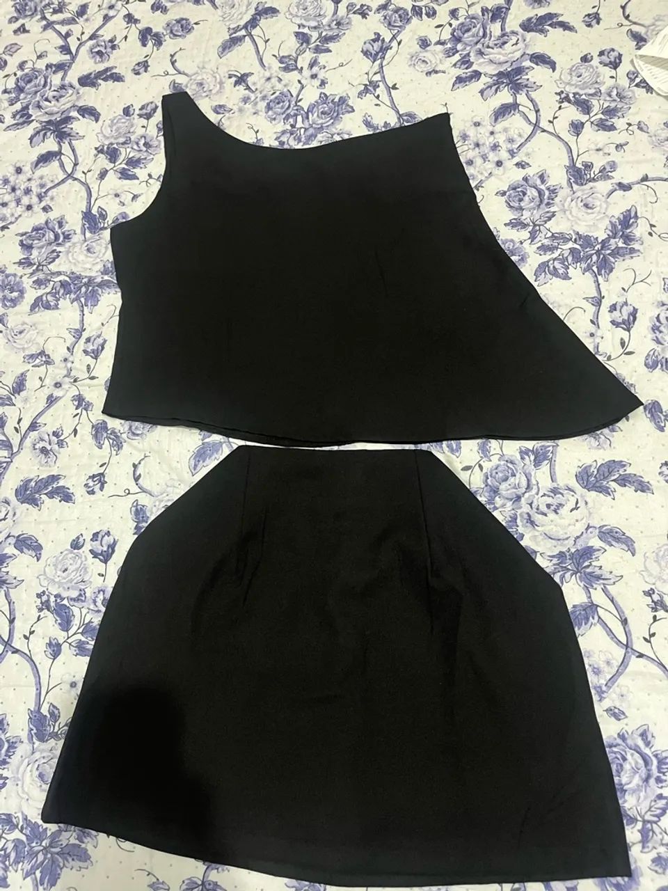 2 looks, vestido e conjunto pretos - Foto 4