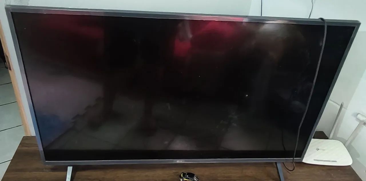 Tv LG 43" com defeito