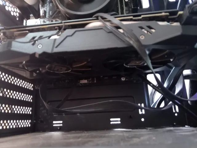 Placa de Vídeo Com Defeito RX 580 Powercolor