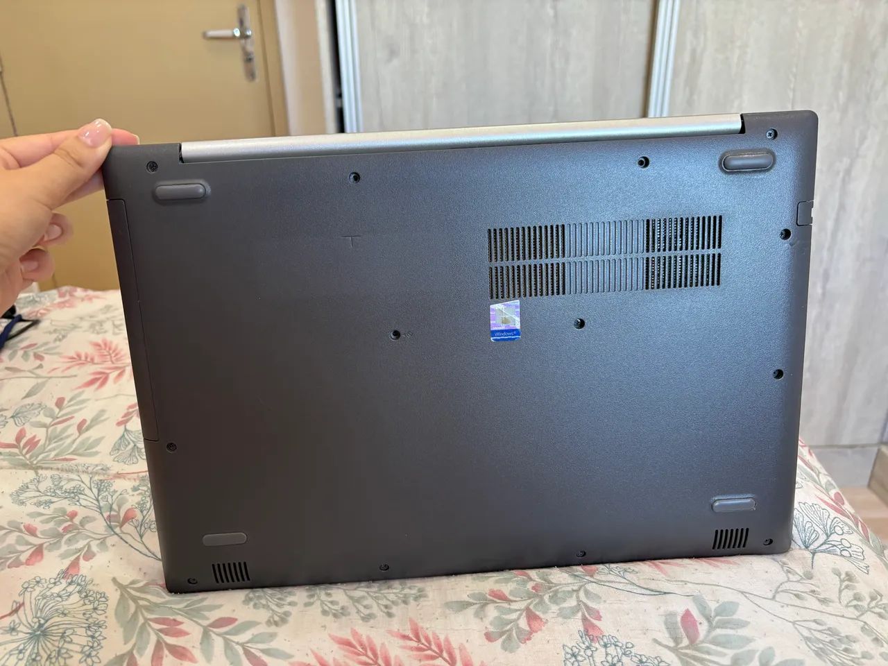 Notebook Lenovo Ideapad 330-15IKB  - Foto 2