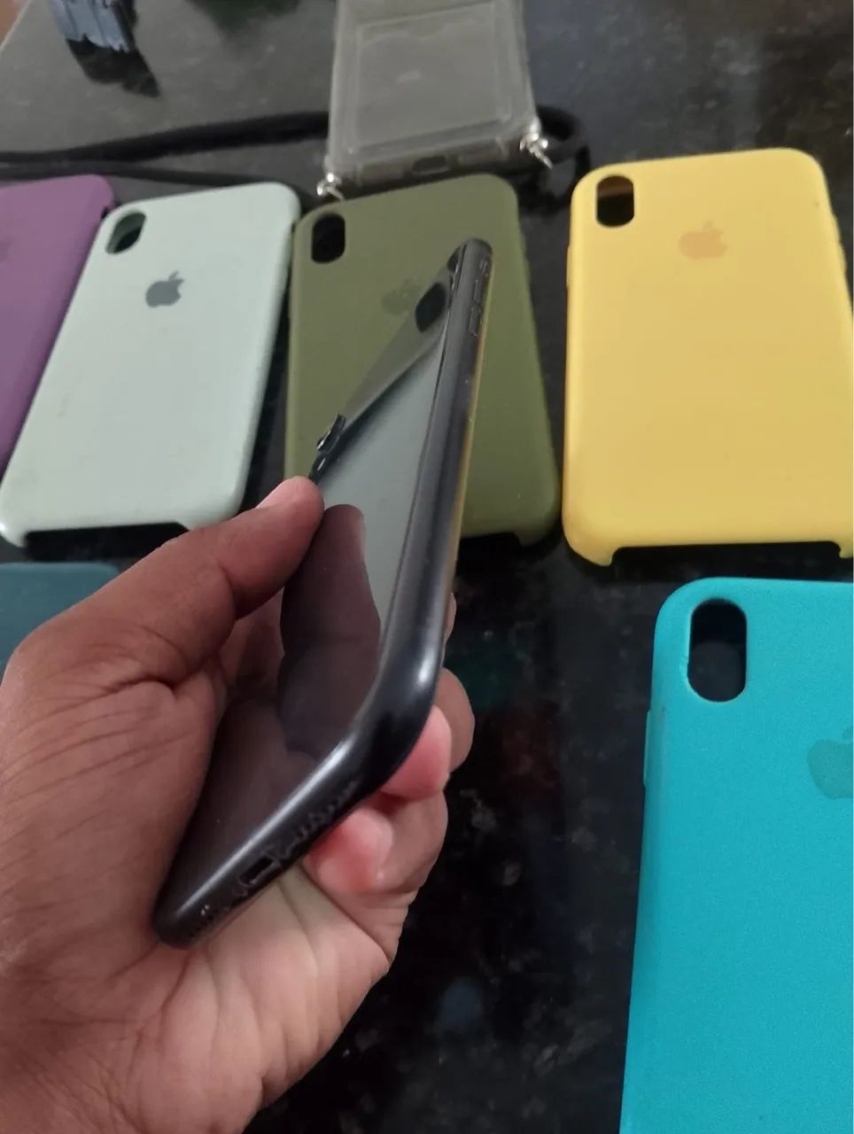 iPhone XR - 64 GB PRETO - Foto 2