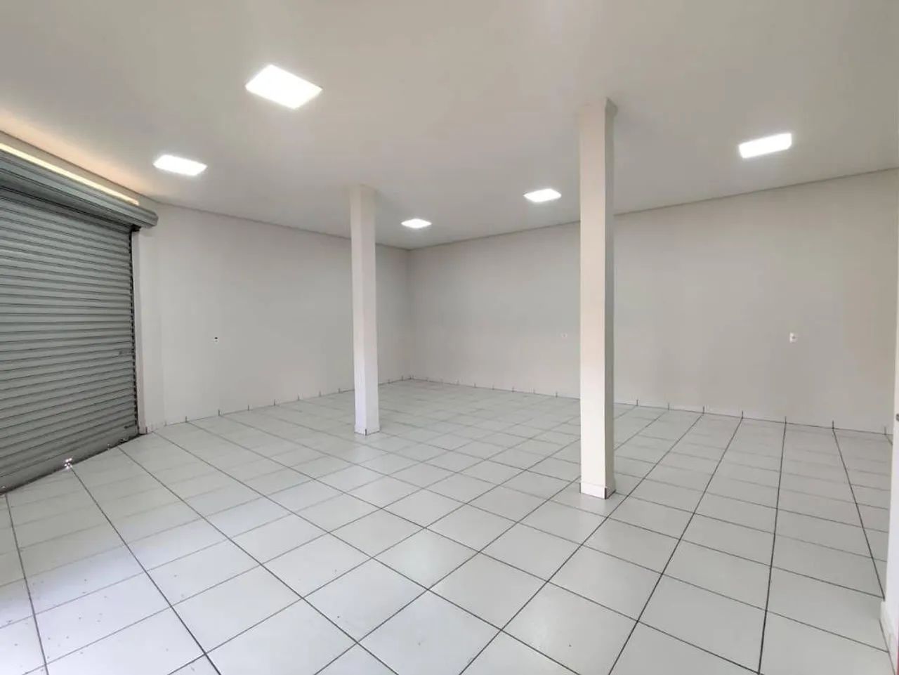 Sala para alugar em Maringá, Parque das Grevíleas 3ª parte, com 60 m² - Foto 2