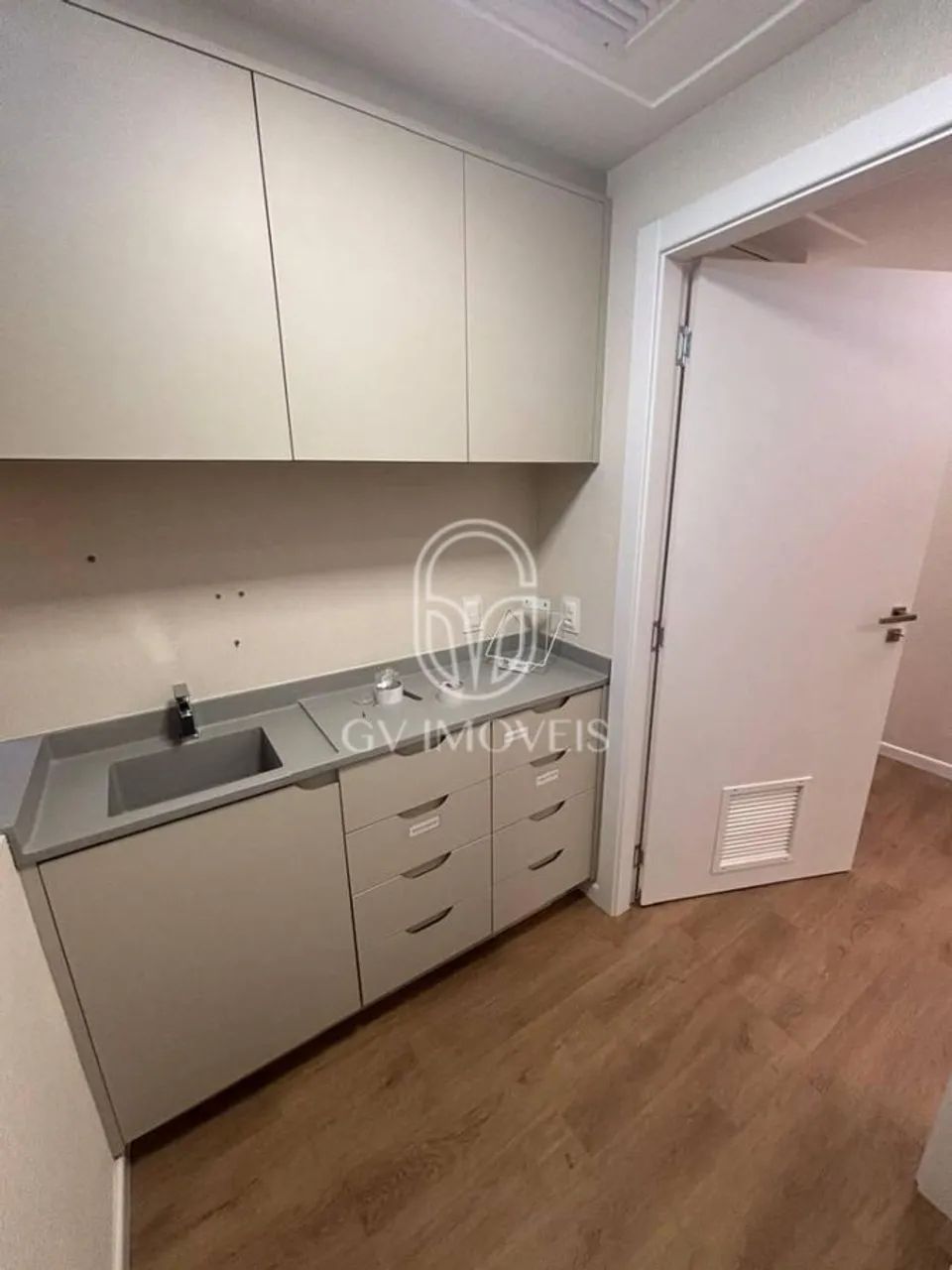 Sala comercial mobiliada | 200m² | 4 vagas | Centro | Itajaí/SC - Foto 5