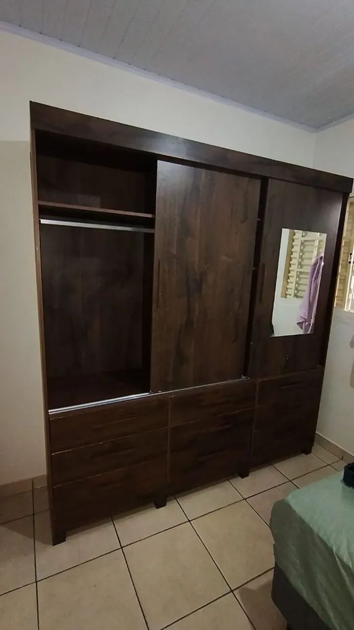 Guarda roupa USADO incluso entrega e montagem 
