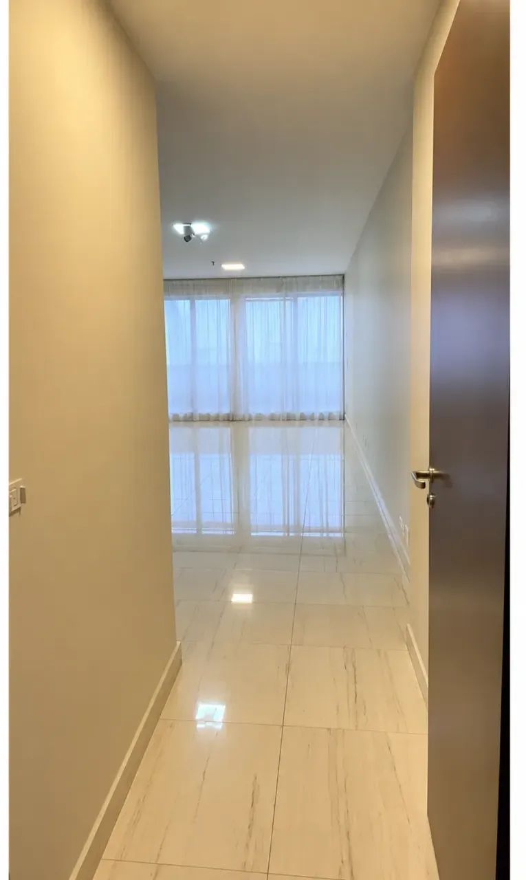 sala, copa e WC, com área real de 59m², área privativa total de 31 - Foto 4