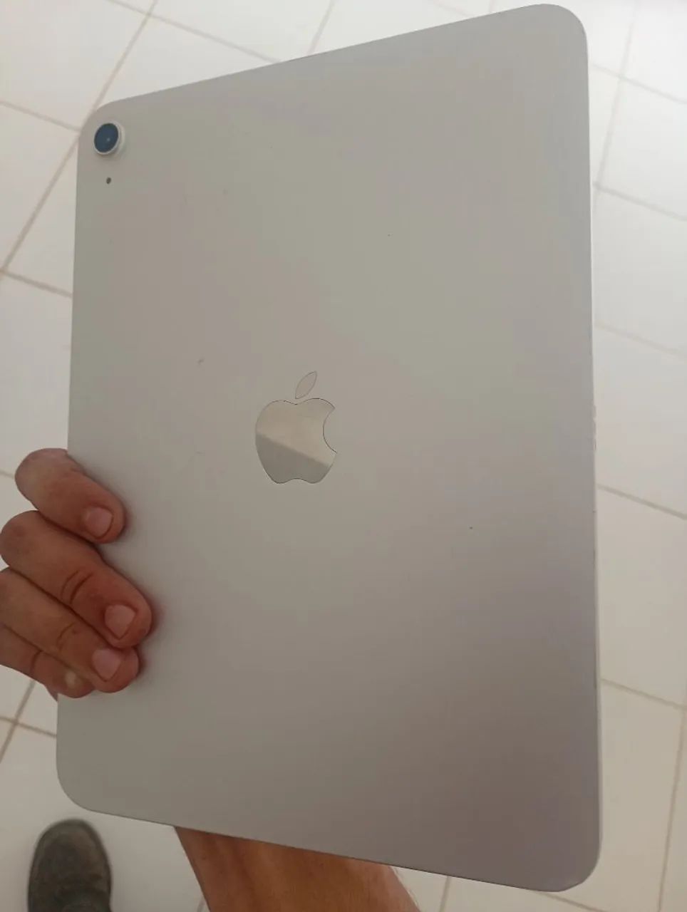 iPad semi novo com garantia e nf, único dono