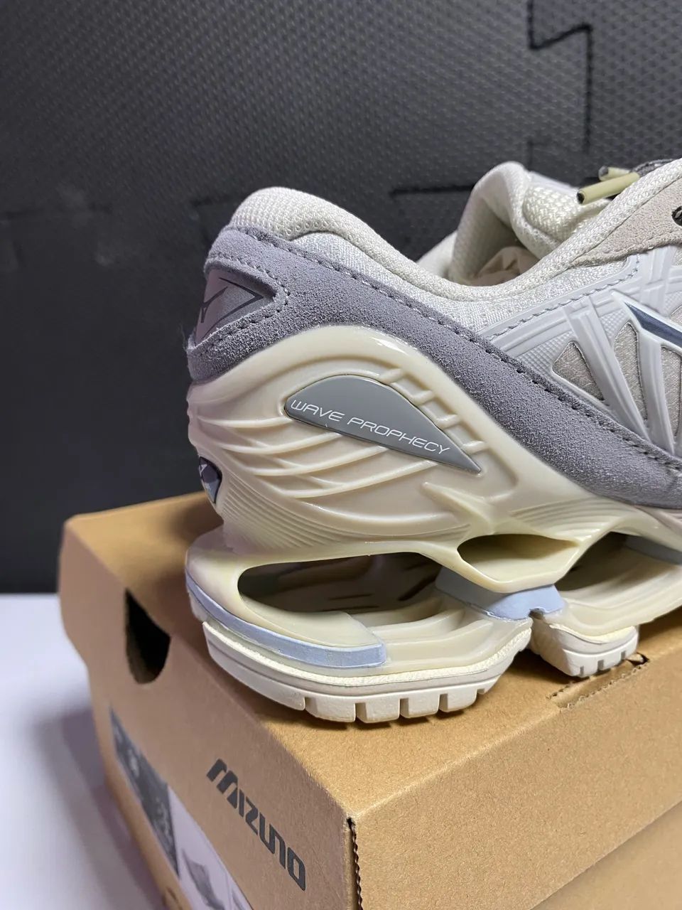Mizuno Wave Prophecy LS 'Mimetics Pack Nimbus Cloud' - Foto 3