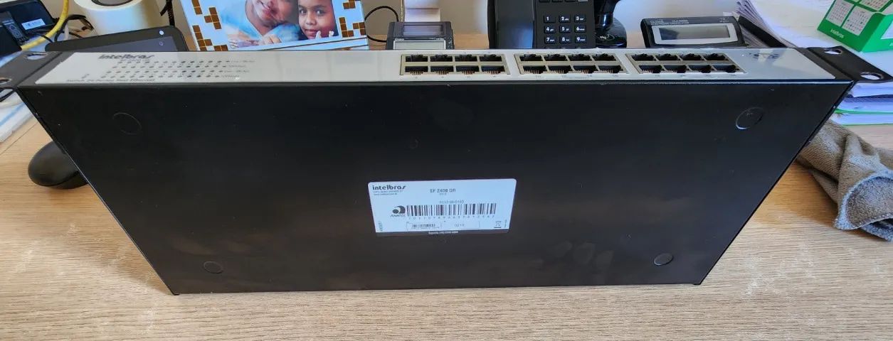 Switch 24 Portas Fast Ethernet Intelbras Sf 2400 Qr 10/100 - Foto 3