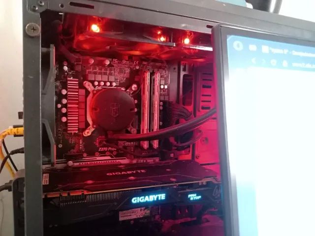 Vendo PC i7 7700K, 16 GB ram - Foto 2