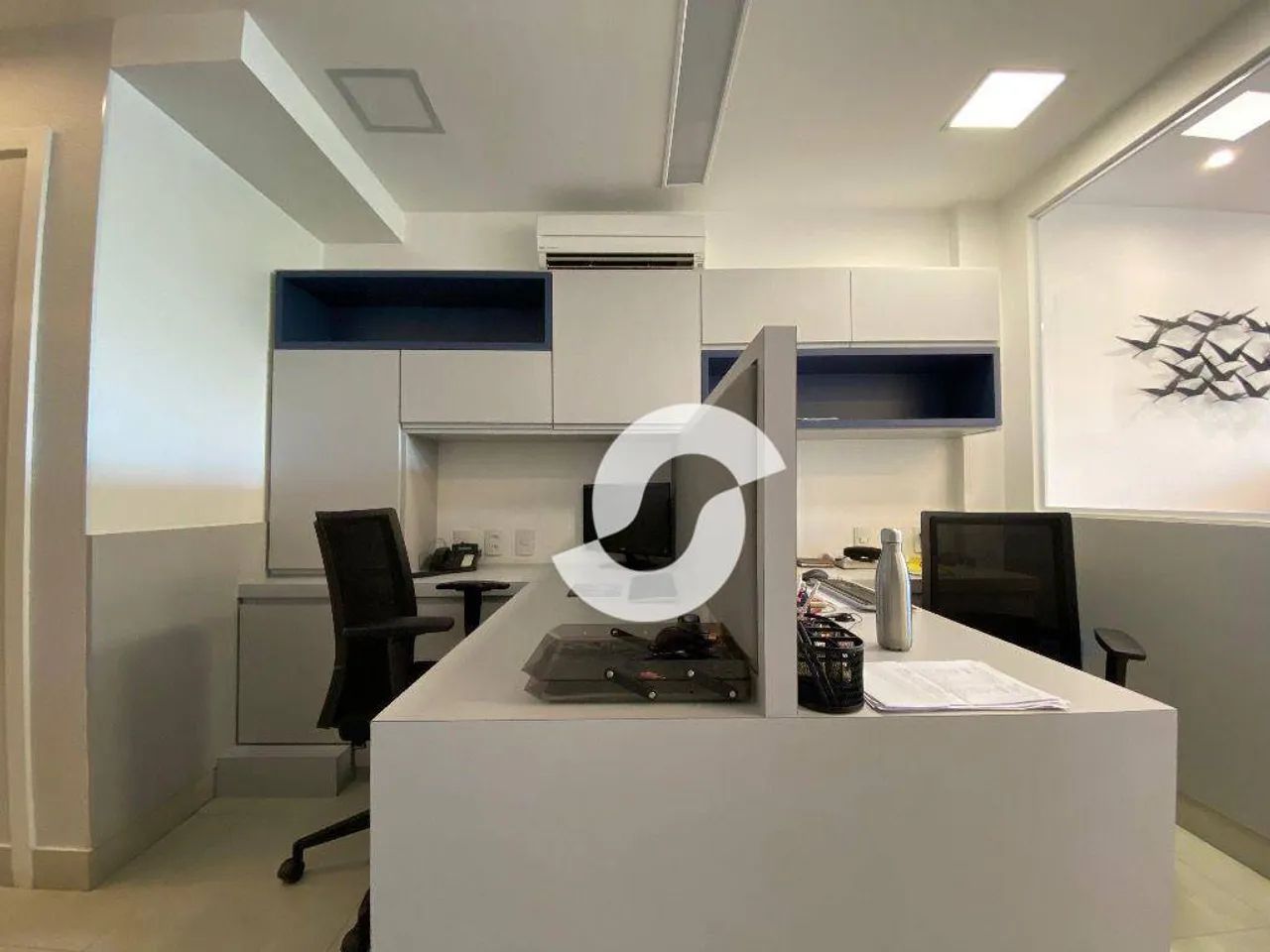 SALA COMERCIAL c/ vidro acústico, prédio comercial novo e com excelente estrutura com sala - Foto 4