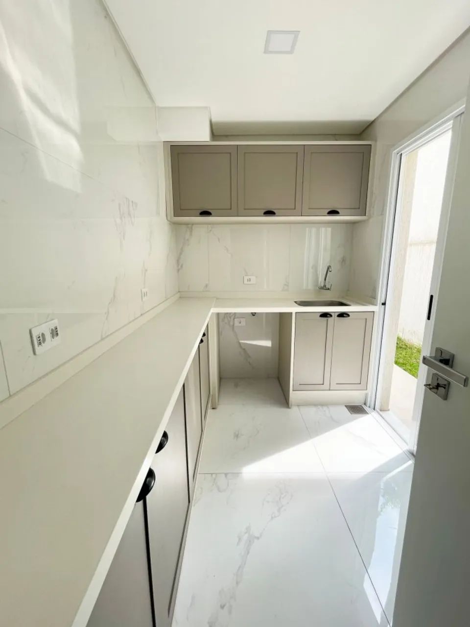 Casa com 4 Quarto(s) e 5 banheiro(s) para Alugar, 295 m² por R$ 16000 / Mês - Foto 12