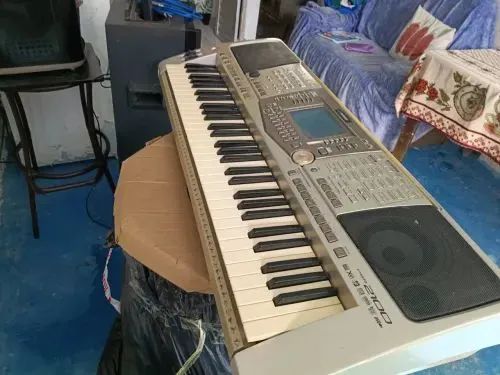 Teclado Yamaha psr 2100