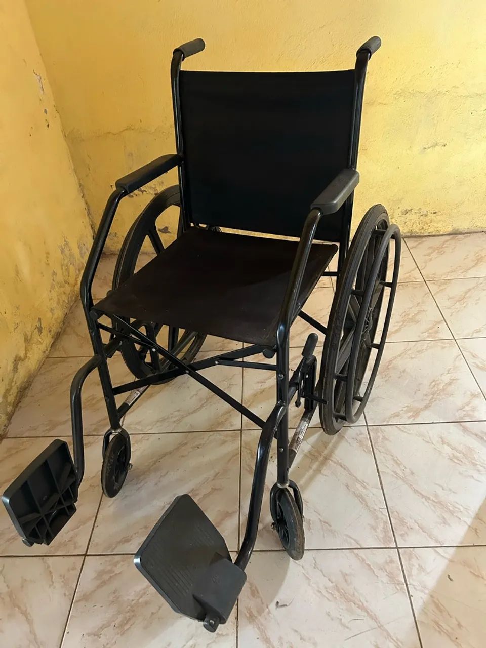 Cadeira de rodas - Foto 2