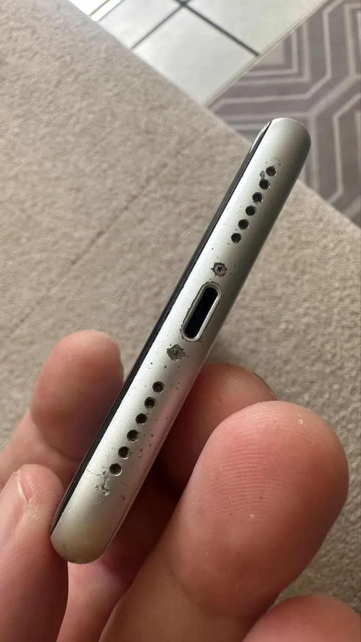 Iphone 11 128gb Branco - Foto 2