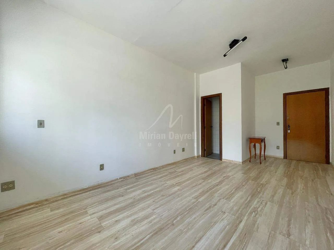 (37140) à venda - Sala com , 3 vagas, no Sion - Foto 3