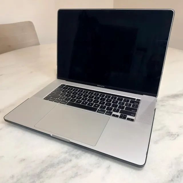 Apple Macbook Pro 2019 (extremamente bem cuidado)