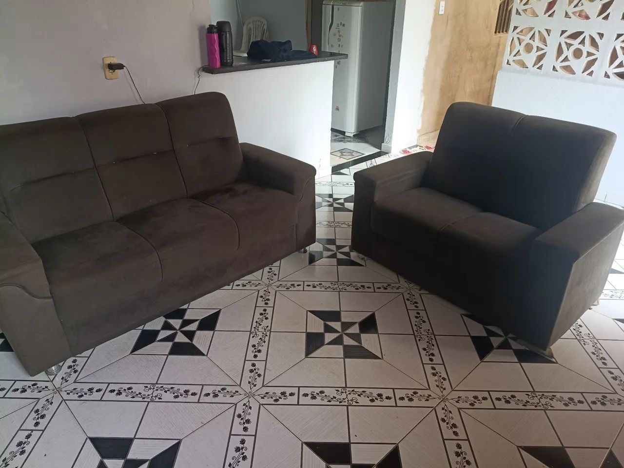 Vendo conjunto de sofá 3 e 2 lugares cor marrom  - Foto 3