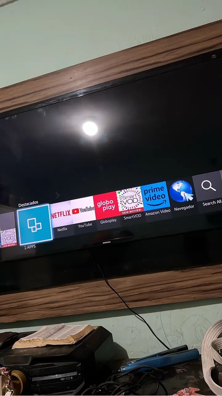 Vendo Smart tv Samsung 49 polegadas - Foto 2