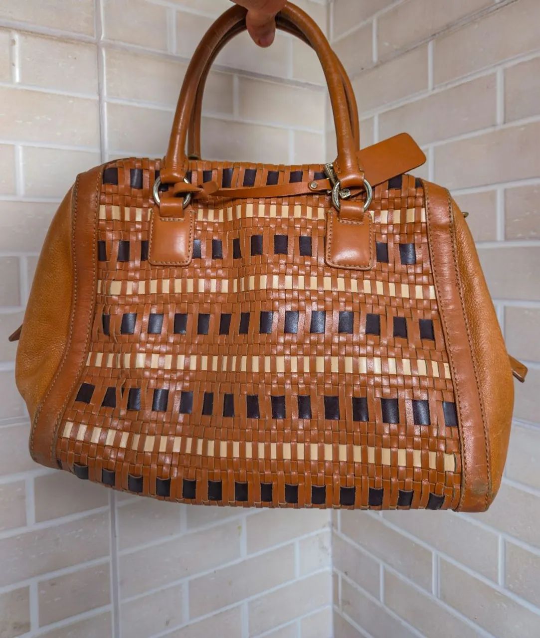 Bolsa de Couro Arezzo - De mão 