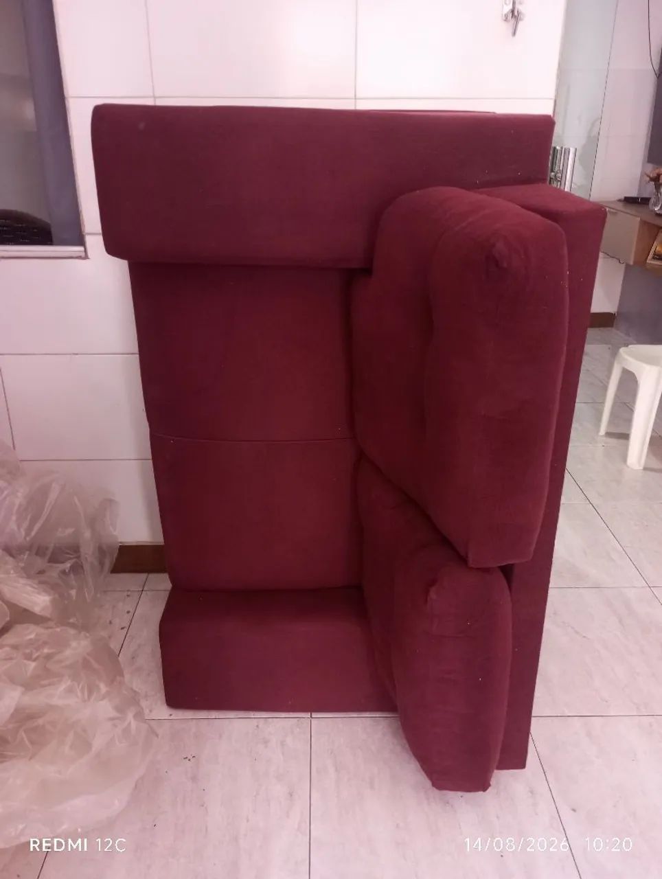 Conjunto de sofá de dois e três lugares os dois por 900. - Foto 4